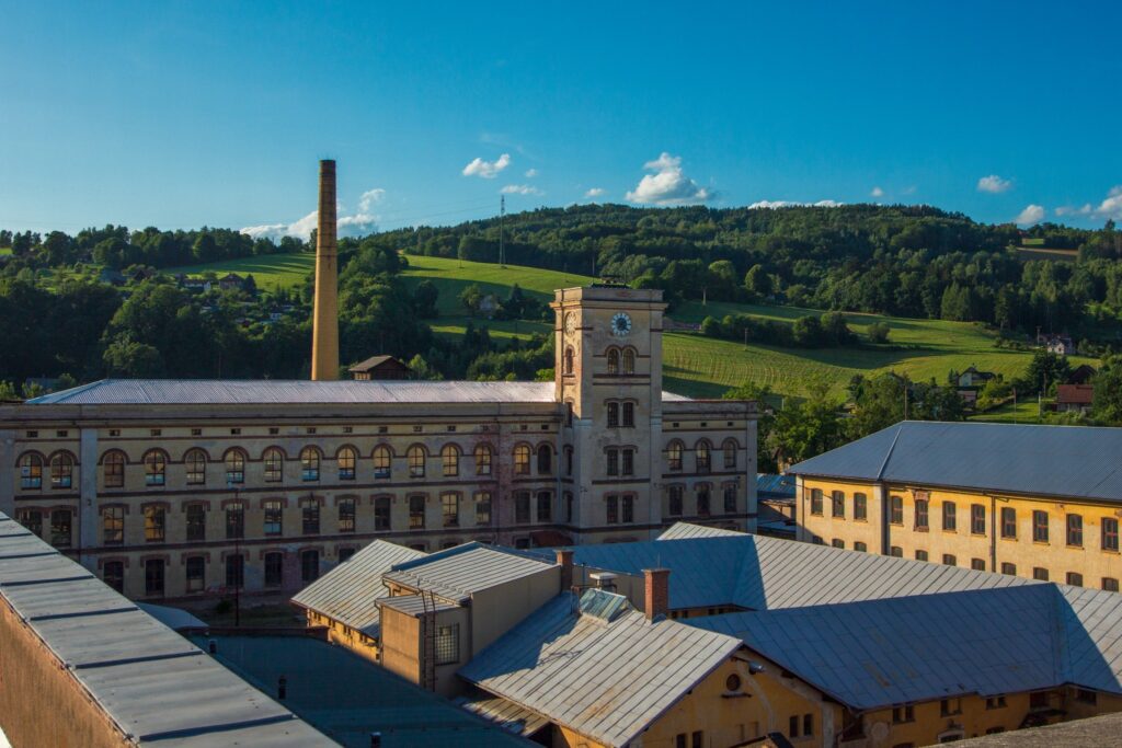 www.vstupzdarma.cz fabrika 1861 v semilech zve na pestry celodenni program nahlednete do promeny industrialniho arealu 1024x683